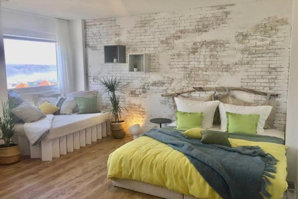 Liebevoll Renoviertes Mit Panoramablick Apartment Friedrichshafen